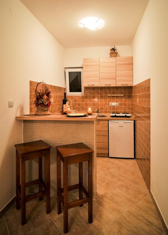 Apartments Samardzic ティヴァト エクステリア 写真