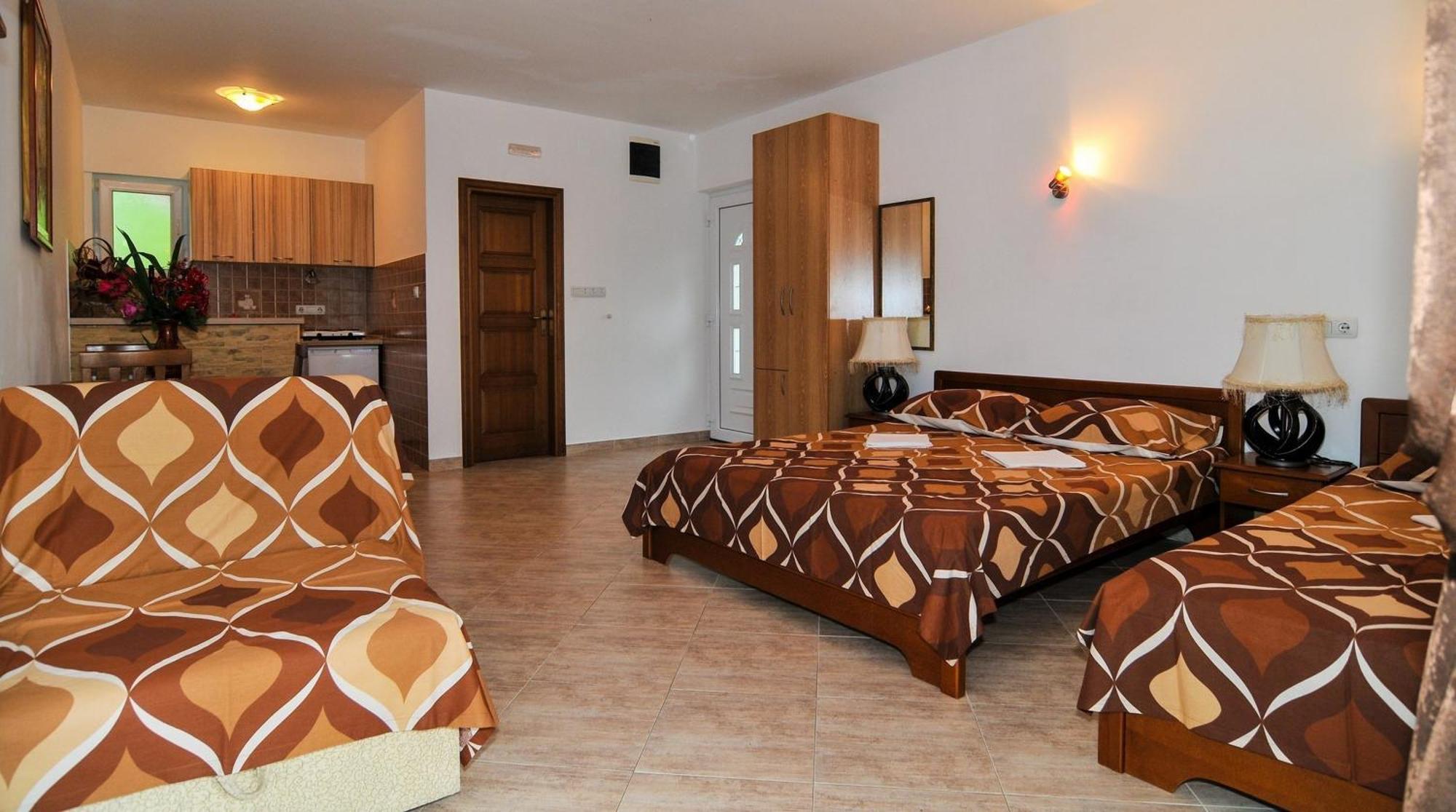 Apartments Samardzic ティヴァト エクステリア 写真